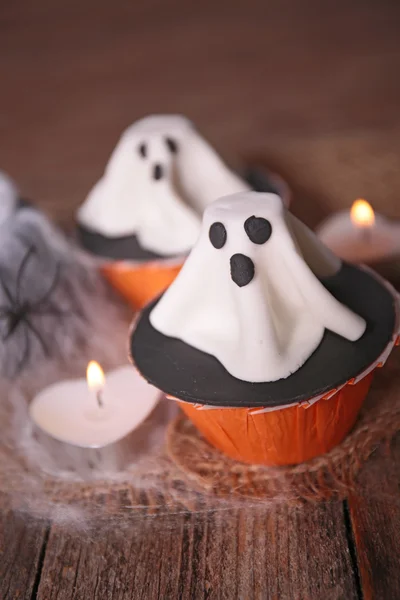 Divertidos cupcakes de Halloween —  Fotos de Stock