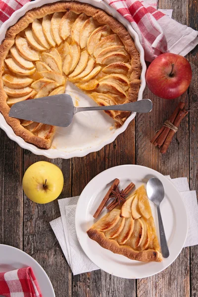 Klassieke, traditionele appeltaart — Stockfoto