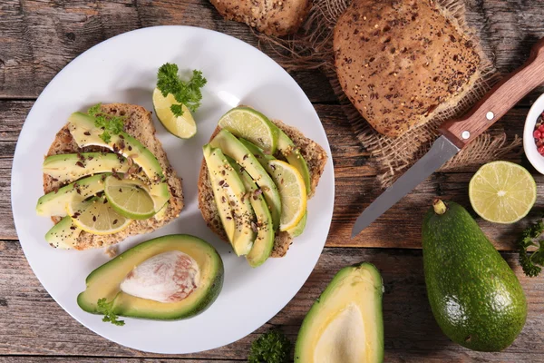 Panini vegetariani all'avocado — Foto Stock