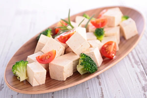 Tofu, fromage de soja et légumes — Photo