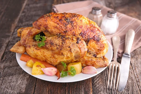 Baked chicken with potato — Stock Photo, Image