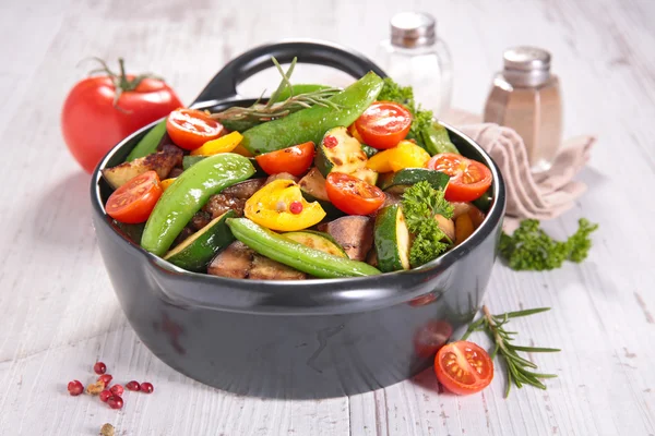 Ratatouille, gebakken groenten — Stockfoto