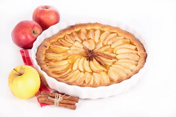 Яблочный пирог со специями — стоковое фото