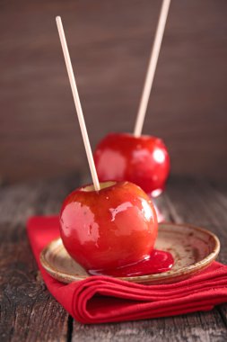 Şekerleme tatlı elma