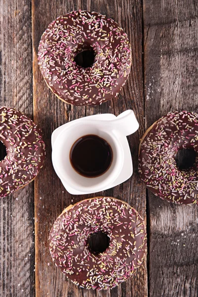 Xícara de café e donuts — Fotografia de Stock