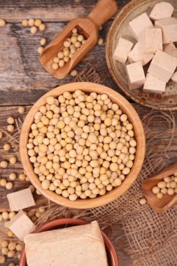 Soya fasulyesi ve soya peyniri