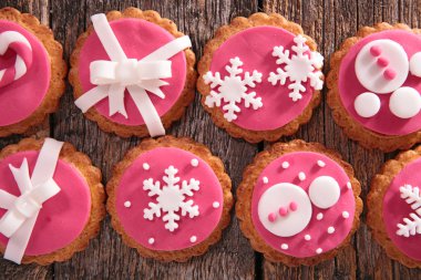 süslü Noel kurabiyeleri