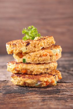 Vejetaryen quinoa galettes