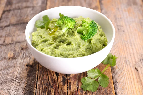 Vegetarian broccoli puree — Stock Photo, Image