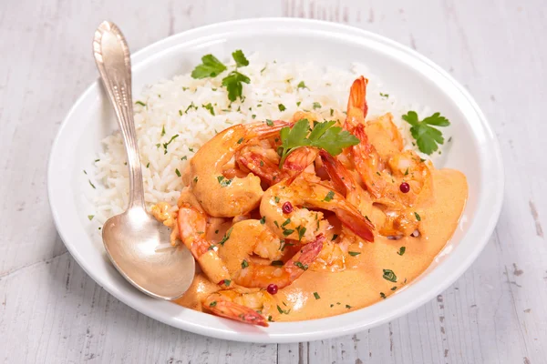 Spicy shrimps and rice — Stock Photo, Image