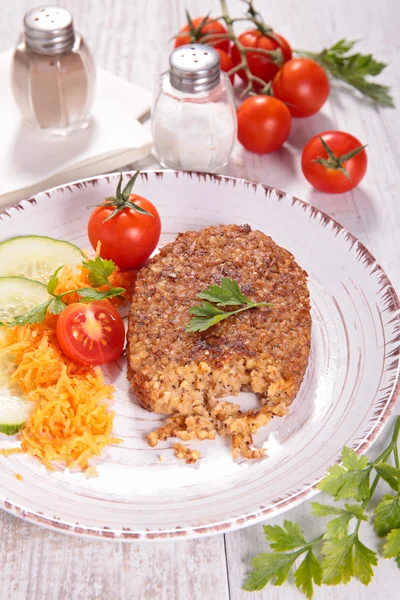 Vegetarian burger with quinoa — Stock Photo, Image