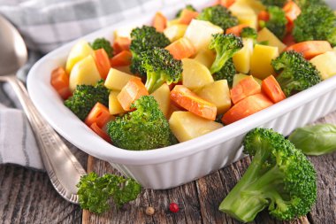 Vejetaryen sebze graten