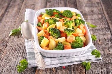 Vejetaryen sebze graten