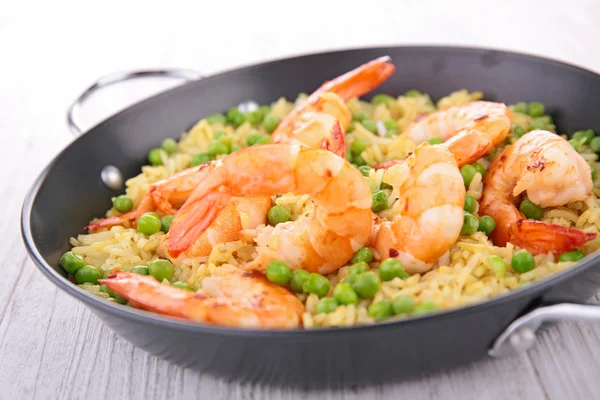 Rice, pea and shrimps — Stock Photo, Image