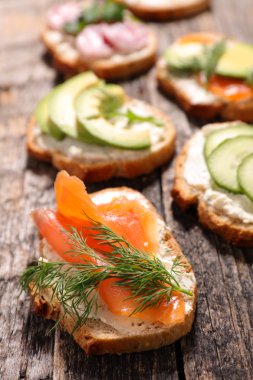 çeşitli sandviçler, brushetta
