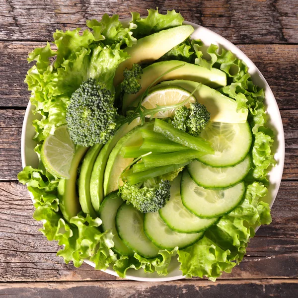 Salada de legumes verde — Fotografia de Stock