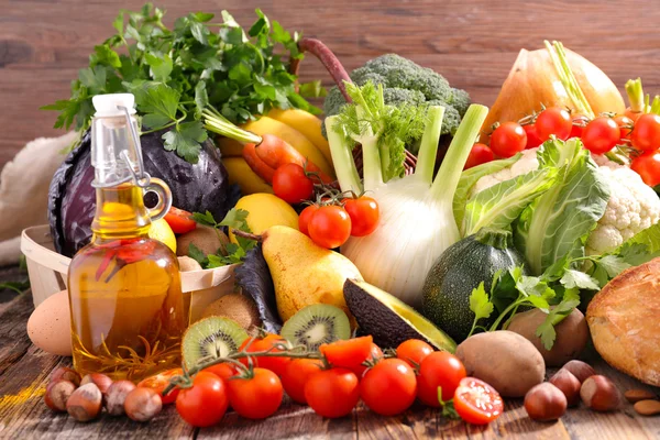 Balanced diet food concept — Stock Photo, Image