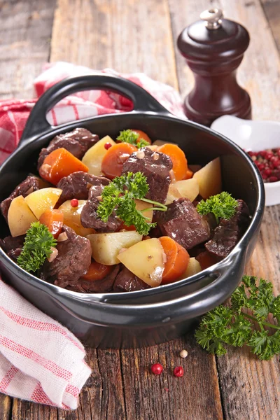 beef stew with potatoes and carrots