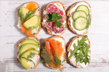 çeşitli sandviçler, meze