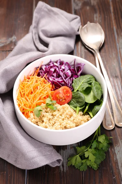 채식 샐러드 그릇 — 스톡 사진