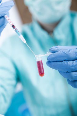Gıda kalite Laboratuvar Laboratuvar Görevlisi. Hücre kültür tahlil genetik test etmek için tohum değişiklik