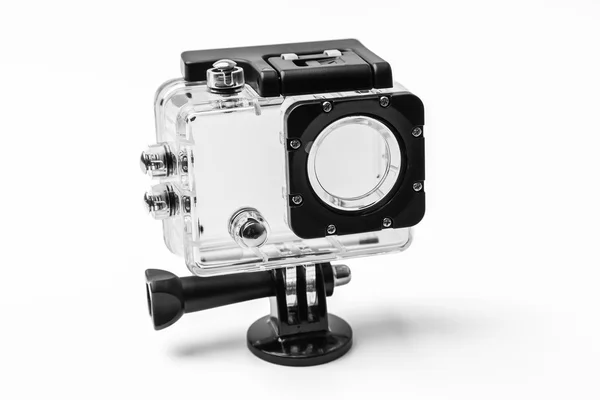 Caméra d'action avec étui sur fond blanc — Photo