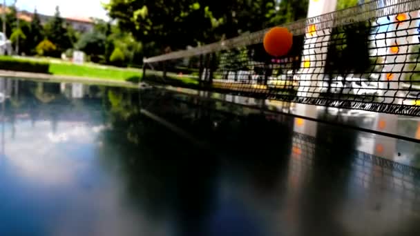 Orange Ping-Pong Ball Bounce en cámara lenta — Vídeo de stock