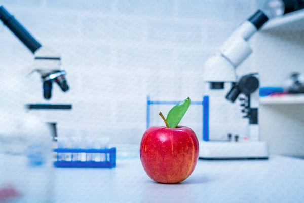 Red Apple Selection Microbiological Laboratory Chemical Laboratory Food Supply Food — Stock Photo, Image