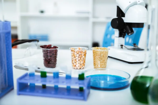 Test microbiologici per la qualità degli alimenti — Foto Stock