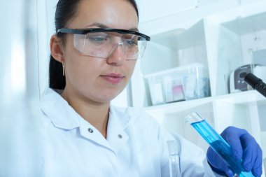 numune analiz laboratuvar asistanı