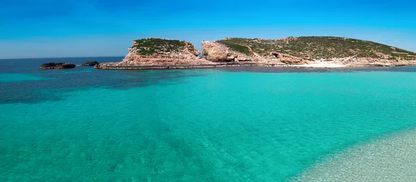 Comino Adası 'ndaki Mavi Göl, Malta Gozo — Stok fotoğraf