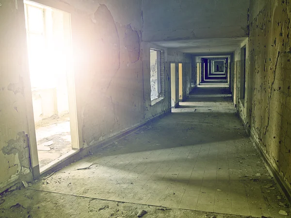 Przemysłowe korytarzu — Zdjęcie stockowe
