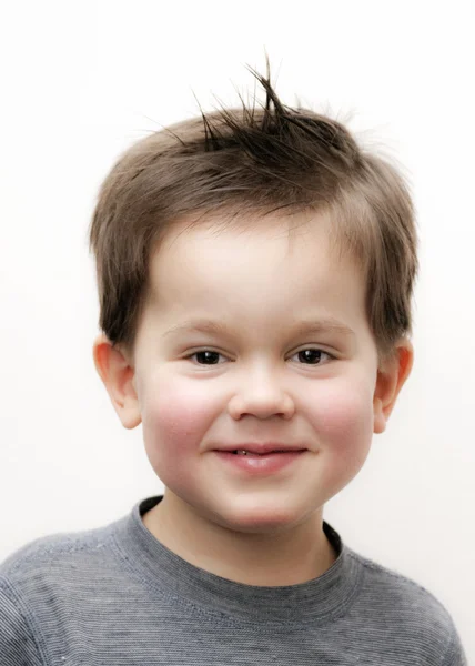 Retrato de um menino bonito — Fotografia de Stock