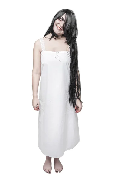 Mujer loca fantasma místico en camisa larga blanca —  Fotos de Stock
