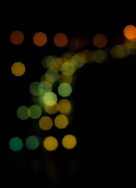 Красочный размытый абстрактный фон с разряженным освещением — стоковое фото