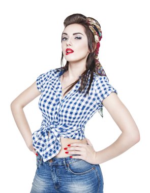 İzole retro pin-up tarzı genç güzel kadın 