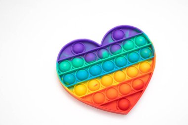 Oyuncak mı, gamzeli anti-stres oyuncağı mı beyaz arka planda?.