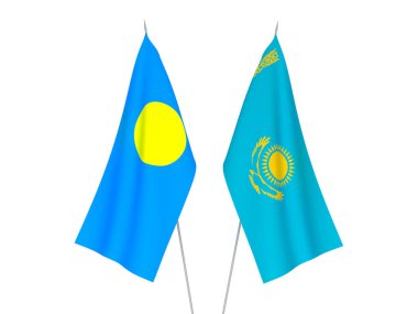 Kazakistan ve Palau bayrakları