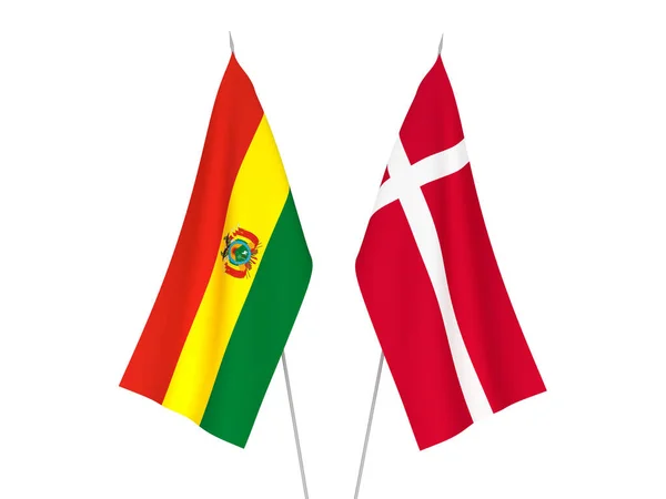 Nationalflaggen Von Bolivien Und Dänemark Isoliert Auf Weißem Hintergrund Darstellung — Stockfoto