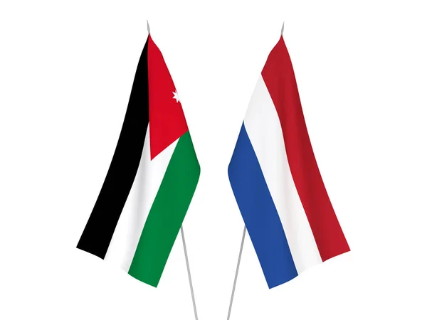Национальные Тканевые Флаги Нидерландов Иорданского Хашимитского Королевства Выделены Белом Фоне — стоковое фото