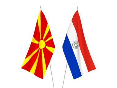 Kuzey Makedonya ve Paraguay bayrakları