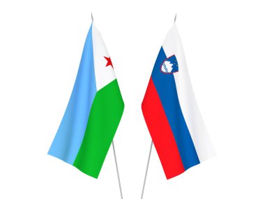 Slovenya ve Cibuti Cumhuriyeti 'nin ulusal kumaş bayrakları beyaz arka planda izole edildi. 3d resimleme.