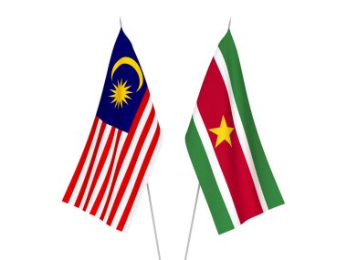 Malezya ve Surinam bayrakları