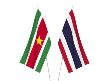 Beyaz arka planda Tayland ve Surinam 'ın ulusal kumaş bayrakları izole edildi. 3d resimleme.