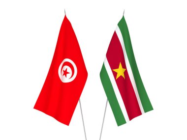 Surinam 'ın ulusal kumaş bayrakları ve Tunus Cumhuriyeti beyaz arka planda izole edildi. 3d resimleme.