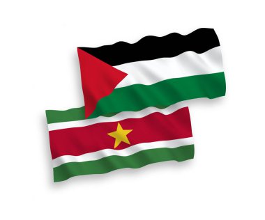 Surinam Cumhuriyeti ve Filistin 'in ulusal taşıyıcı kumaş bayrakları beyaz arka planda izole edildi. 1 'e 2 oranında.