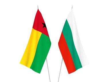 Beyaz arka planda Bulgaristan ve Gine Cumhuriyeti bayrakları izole edildi. 3d resimleme.