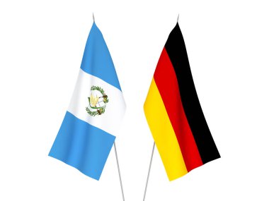 Beyaz arka planda Almanya ve Guatemala Cumhuriyeti 'nin ulusal kumaş bayrakları izole edildi. 3d resimleme.