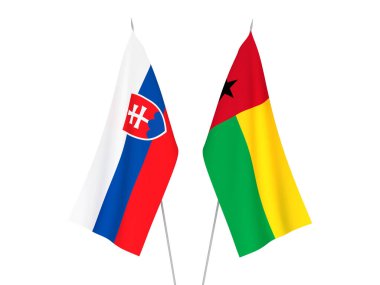 Gine Bissau Cumhuriyeti ve Slovakya bayrakları