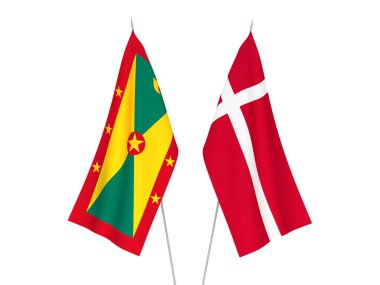 Grenada ve Danimarka bayrakları